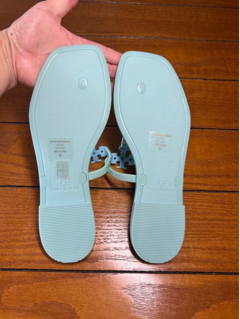 Tory Burch Roxanne Jelly Sandal color Island Blue, water-resistant, Size 9 - Picture 6 of 7